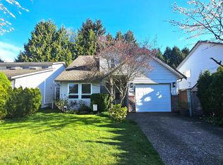 15429 90th Ave, Surrey, BC V3R 9J5