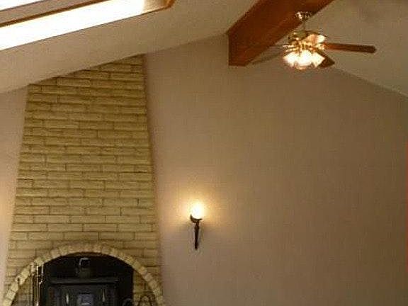 greatroom connects to dining area