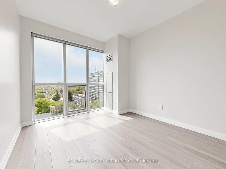 11 Bogert Ave #1106 — Photo 32