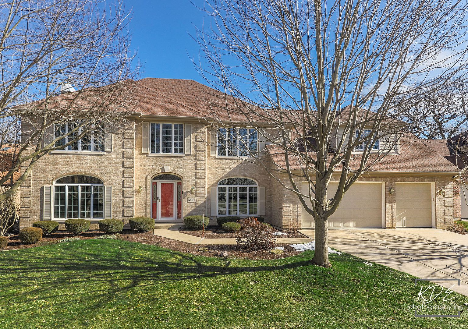 5939 Hillcrest Ct, Downers Grove, IL 60516 | Zillow