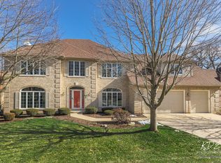5939 Hillcrest Ct, Downers Grove, IL 60516