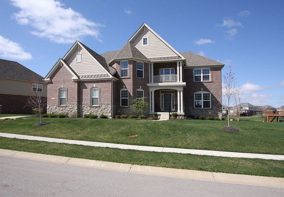 For Sale: 11339 Abercairn Court, Zionsville, Indiana 46077