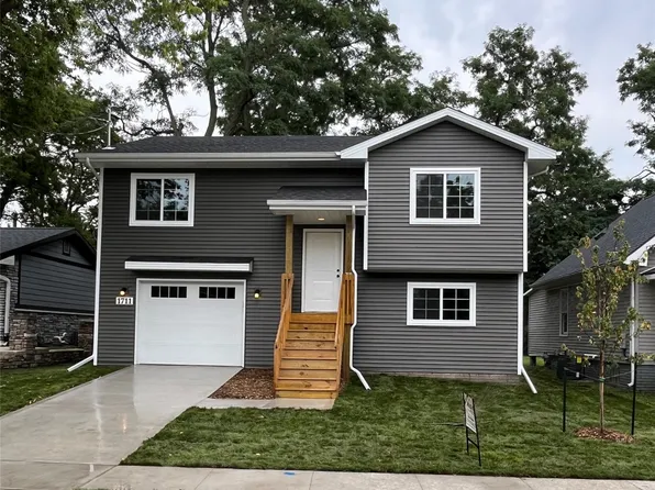 1711 E 21st St, Des Moines, IA 50317