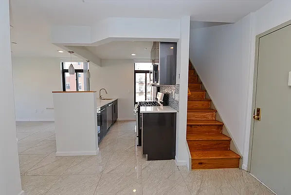 Rented by Compass | media 17