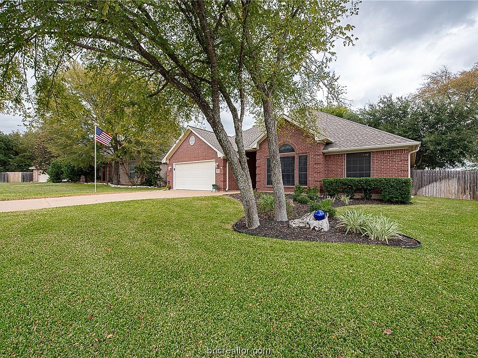 1st image of 1403 Stonebridge Ct