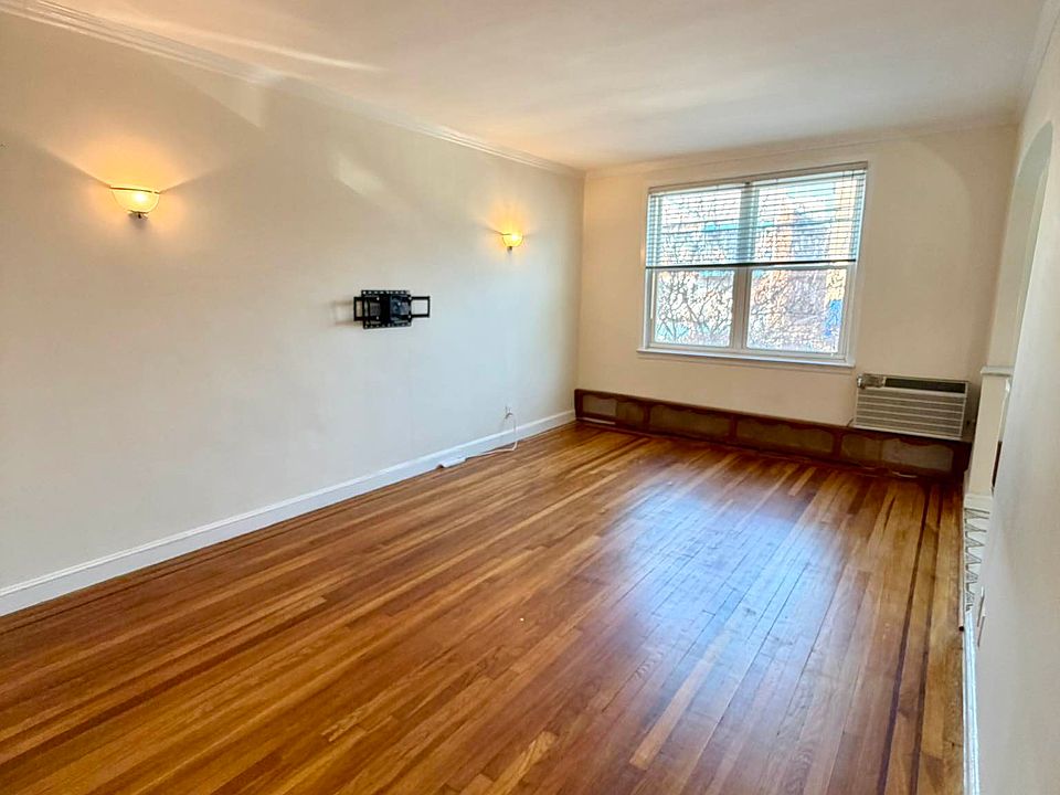 1st image of 23-01 33rd St Unit 2