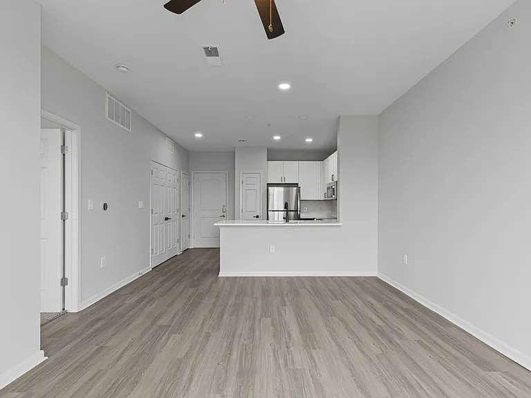 Broadstone on Trinity — Photo 40