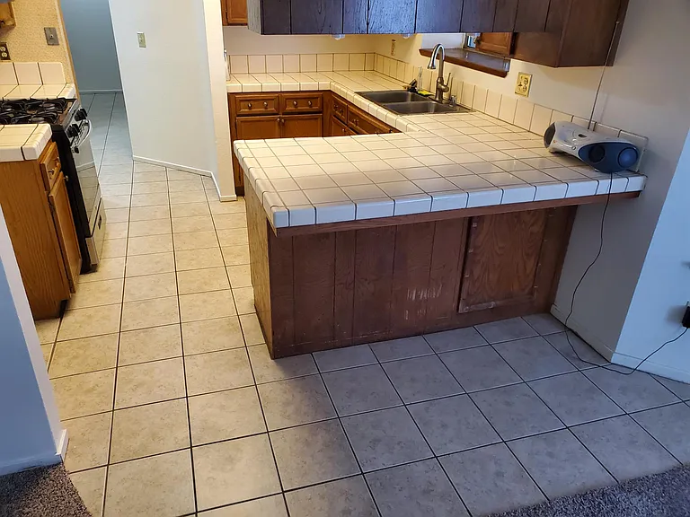 5908 Lugene Ave — Photo 6