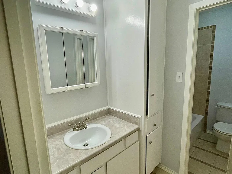 8104 Sonnet Ave — Photo 15