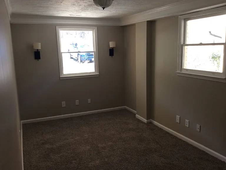 80 Homestead Pl — Photo 7