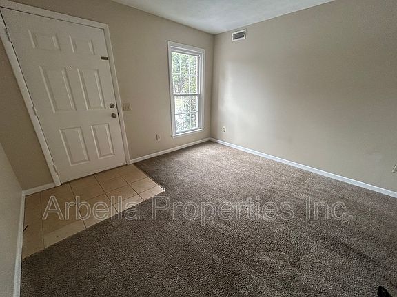2nd image of 5021 Emerald Dr APT 4