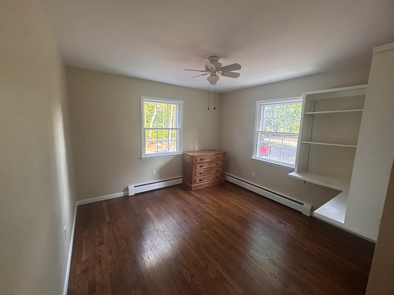 3 bed, 1400 sqft, $4,500 — Photo 4