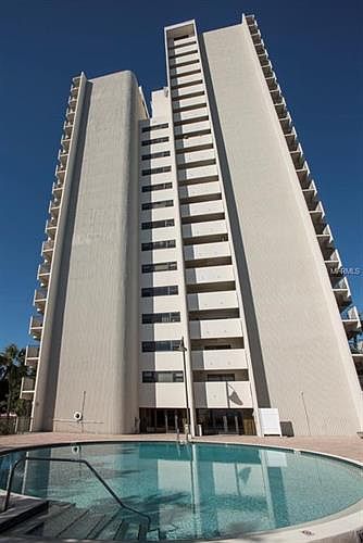 1st image of 4141 Bayshore Blvd APT 303