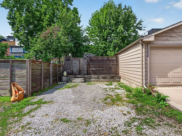 43 Helena Ave — Photo 36