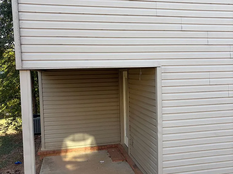 1125 Grinnel Cir — Photo 3