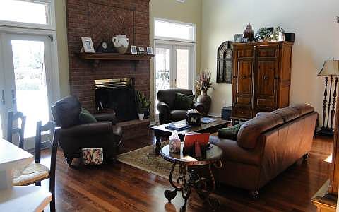 3rd image of 1139 NW Blackberry Cir