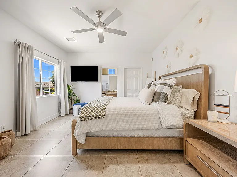 80302 Indian Springs Dr — Photo 19