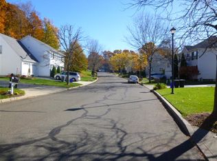 42 Magnolia Rd, Milford, CT 06461