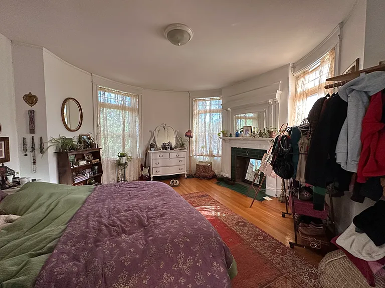 1908 Beacon St #3 — Photo 17