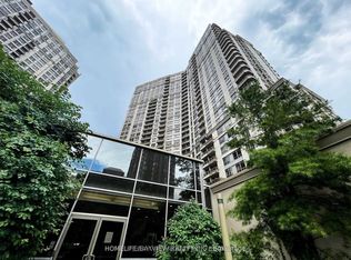 3880 Duke Of York Blvd #2204, Mississauga, ON L5B 4M7