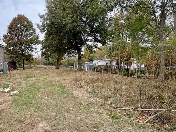 29/354 Woodhaven Dr E, Sublette, IL 61367