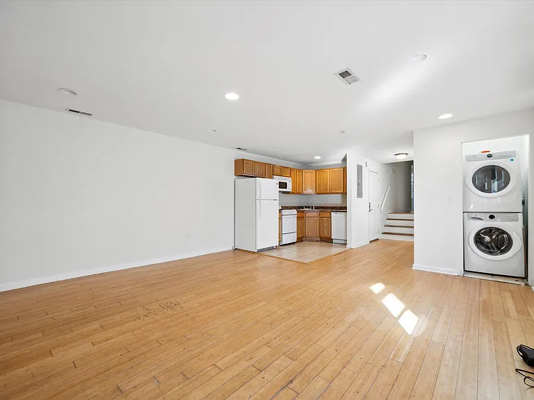 1708 N 18th St #2 — Photo 1