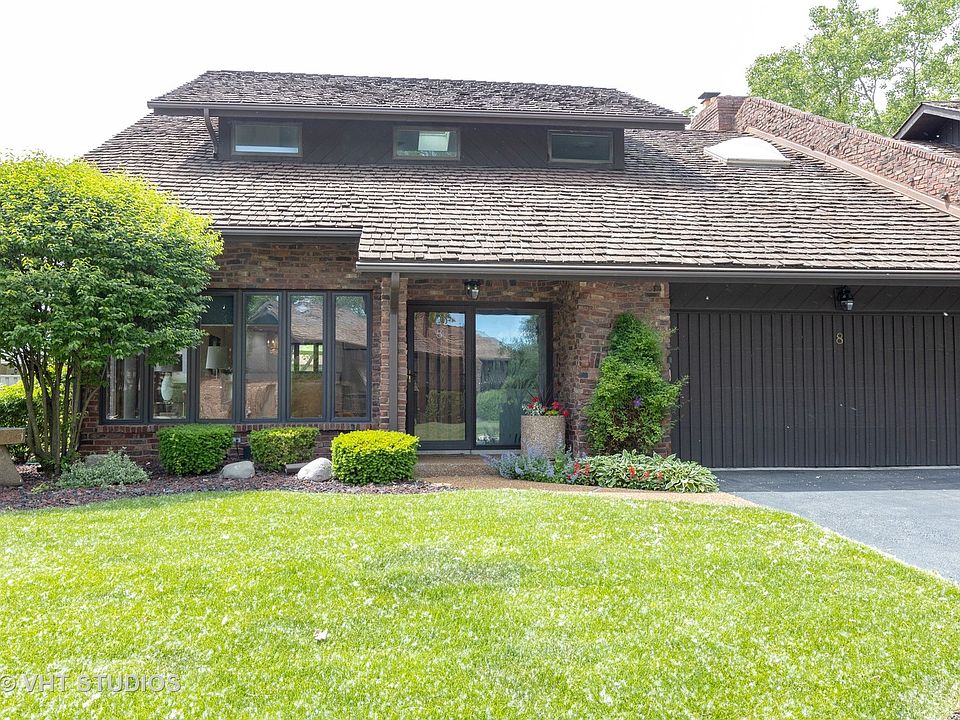 1st image of 8 W Lucas Dr #8