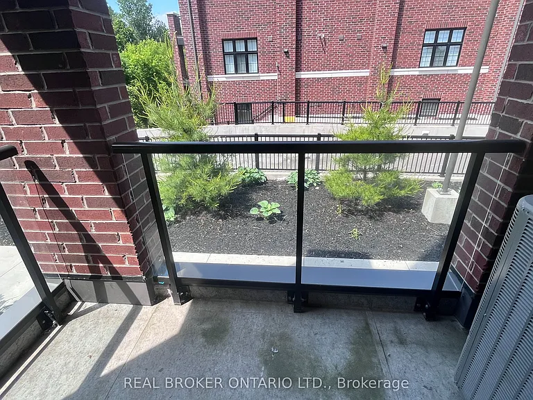 2 Linsmore Pl #204 — Photo 18