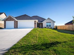 3451 Butterfly Ave, Springdale, AR 72764