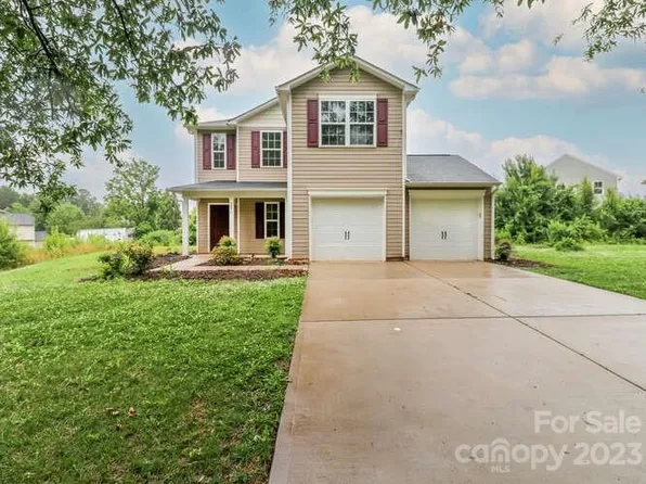 2611 Cindy Ln, Charlotte, NC 28269