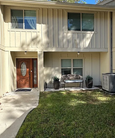 2187 E Settlers Way — Photo 1