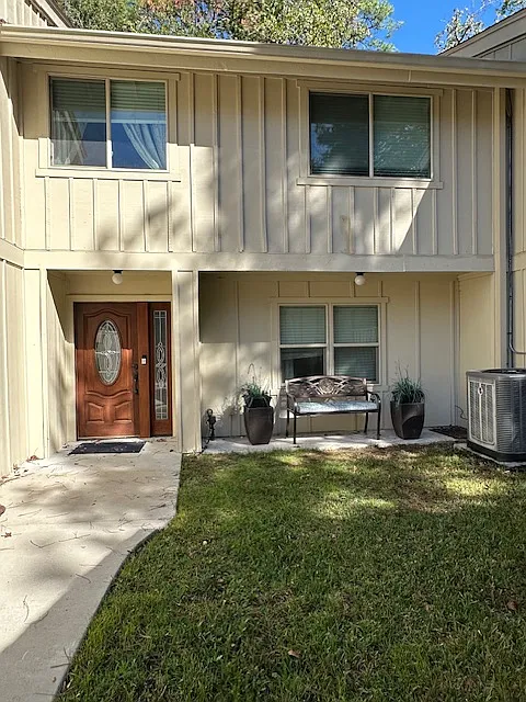 2187 E Settlers Way