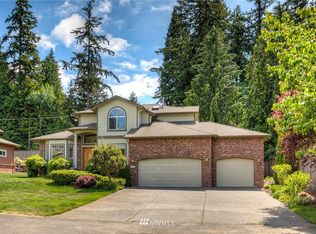 9091 Surrey Ln, Mukilteo, WA
