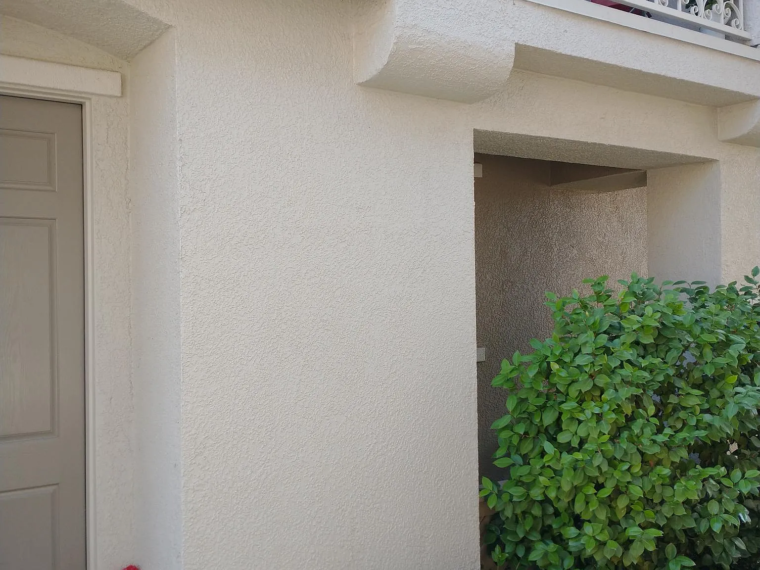 1309 Esplanade Cir — Photo 3
