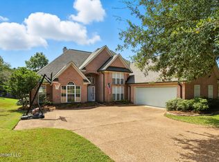 631 Overlook Poin, Brandon, MS 39047