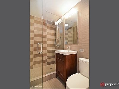 1st image of 2626 N Lakeview Ave APT 405