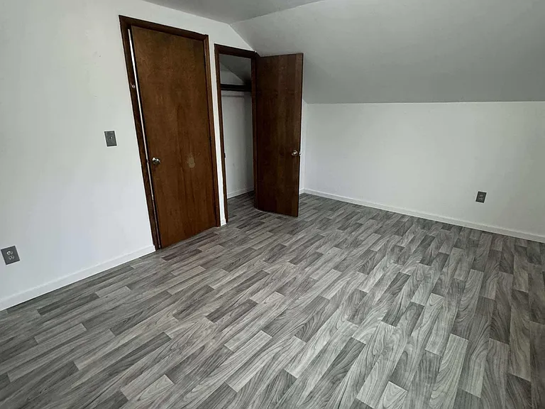 415 Washington Ave #2 — Photo 13