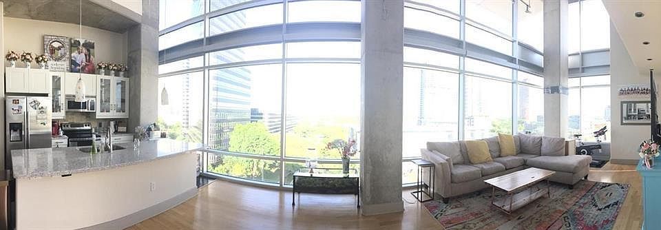 1st image of 1901 Post Oak Blvd APT 805