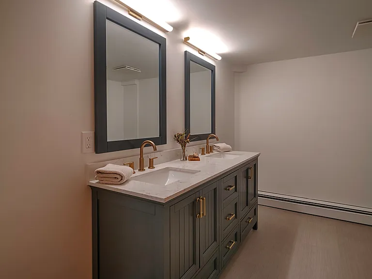 540 N 83rd St #B — Photo 13