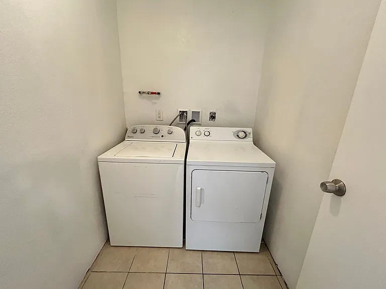 6249 Bellota Dr — Photo 15