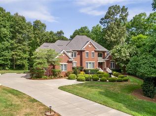 2730 Wellsprings Dr, Pfafftown, NC 27040