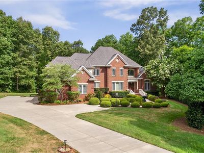 2730 Wellsprings Dr, Pfafftown, NC, 27040
