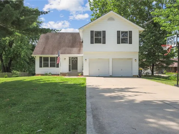 15409 E 54th St, Kansas City, MO 64136