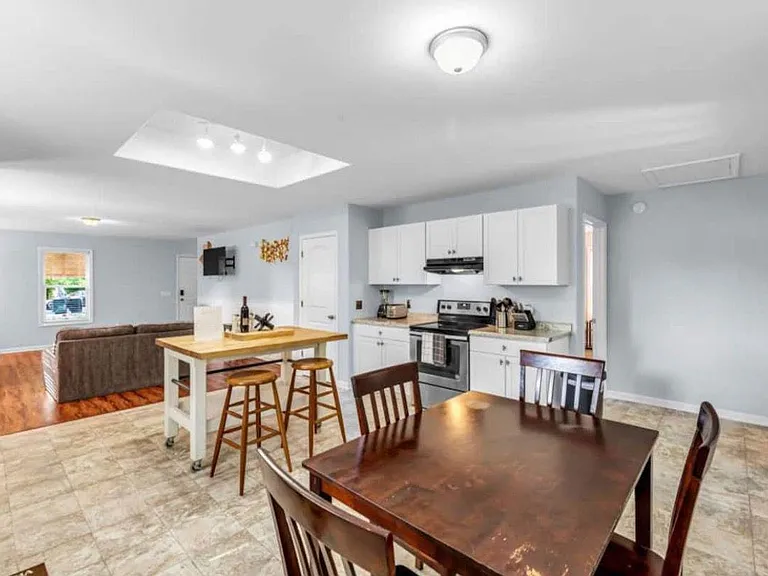 5006 Beale Ave — Photo 10