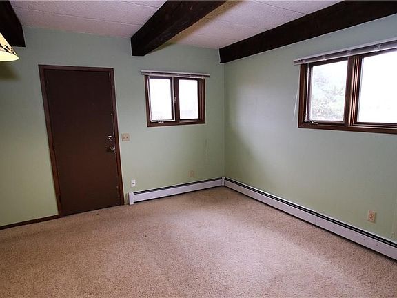 3rd image of 900 Meadow Creek Dr #201