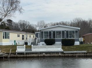 7326 White Swan Ln #358, Ludington, MI