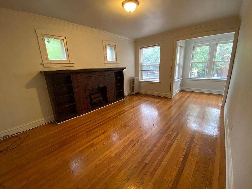 1st image of 2220 N Saint Louis Ave APT 1