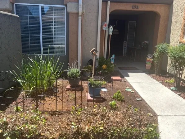 5140 E Kings Canyon Rd APT 152, Fresno, CA 93727