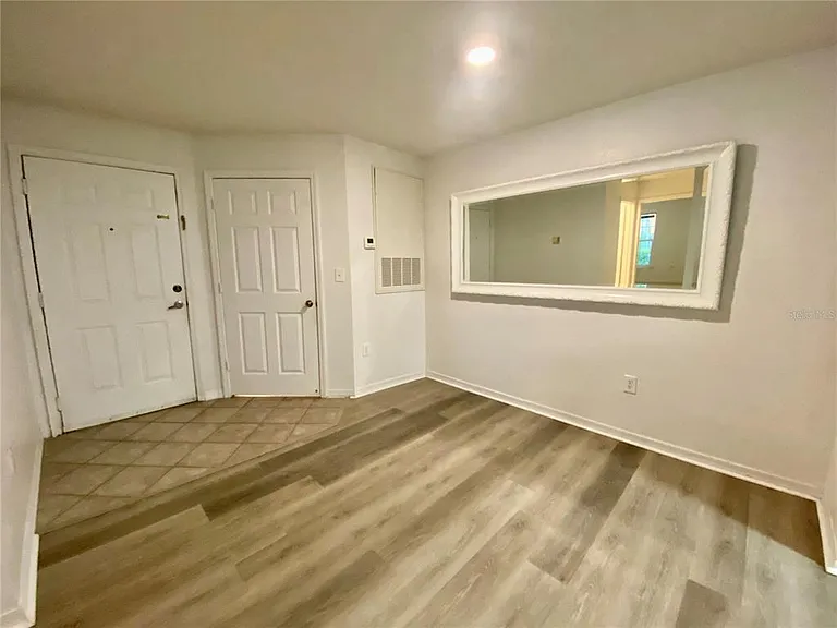 5463 Vineland Rd #5103 — Photo 12