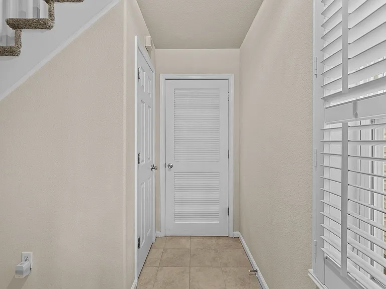 9518 3rd Bay St #112 — Photo 13